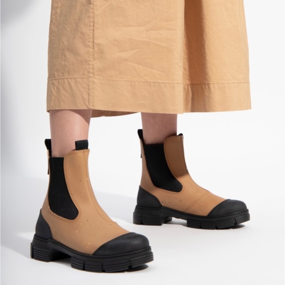 Ganni Lug Sole Recycled Rubber City / Chelsea Boots Size38 US8